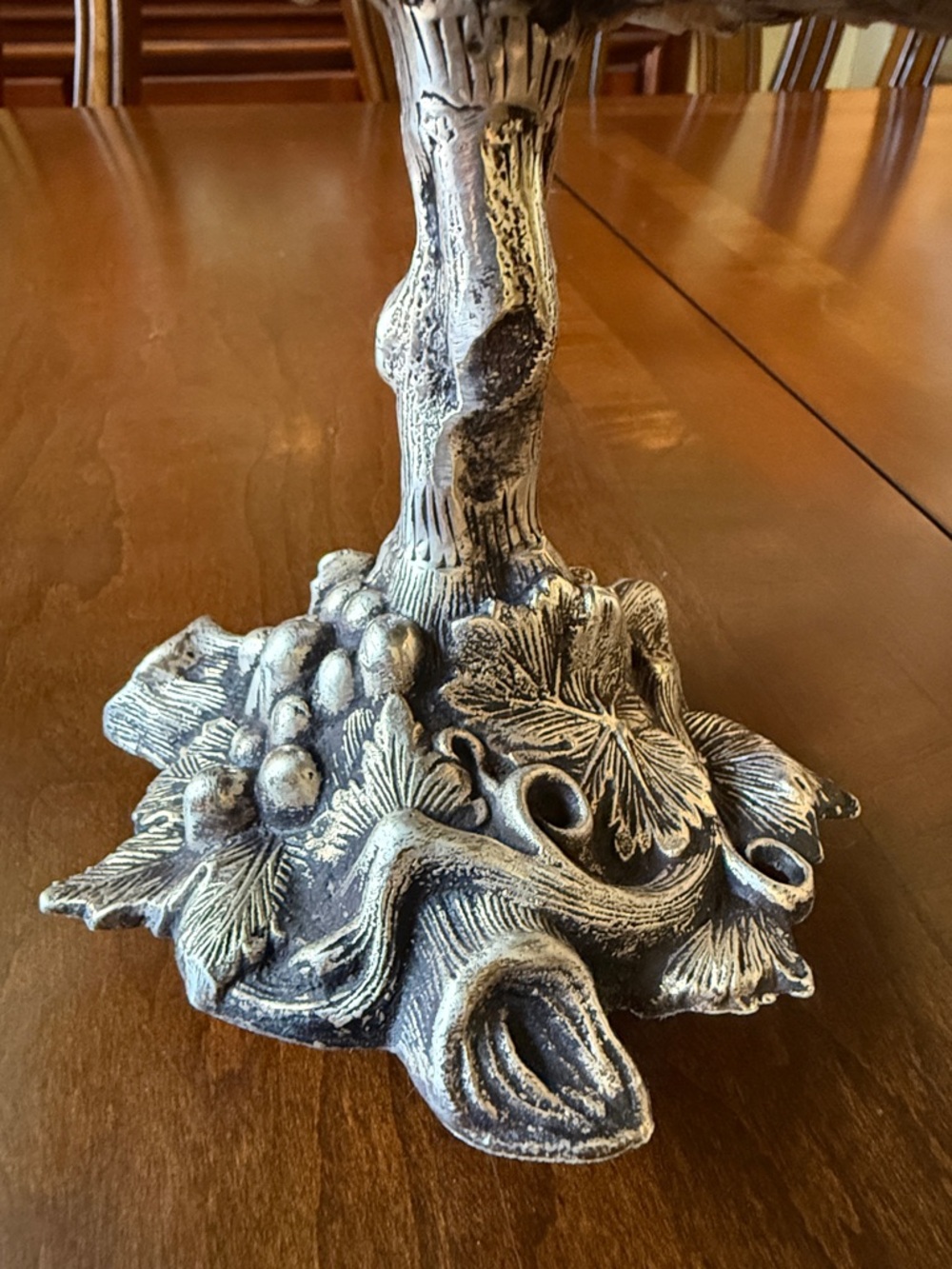 Ornate Leaf-Pattern Pedestal Serving Tray - Silver Finish - Picture 7 of 9